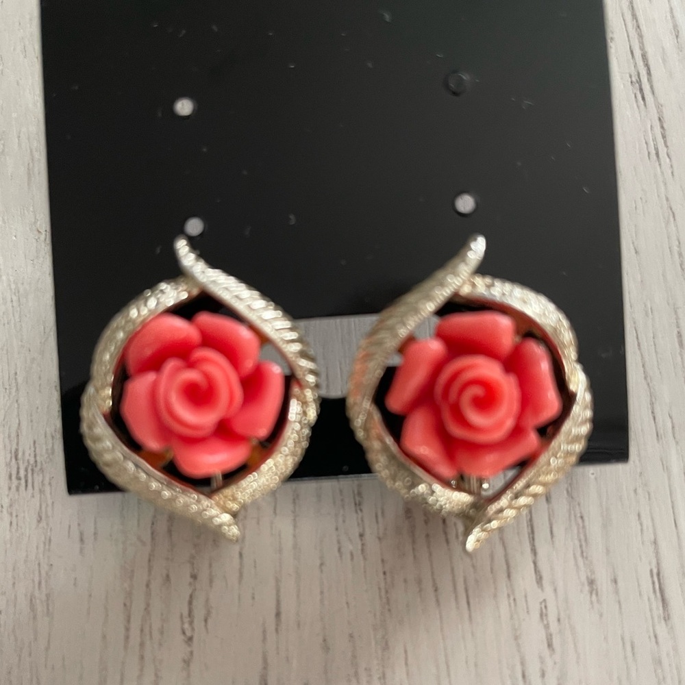 Vintage clip on earrings